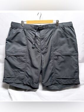UNIQLO Geared Cargo Shorts 3XL Grey 8" Waist 42-45” Lightweight Utility Ripstop